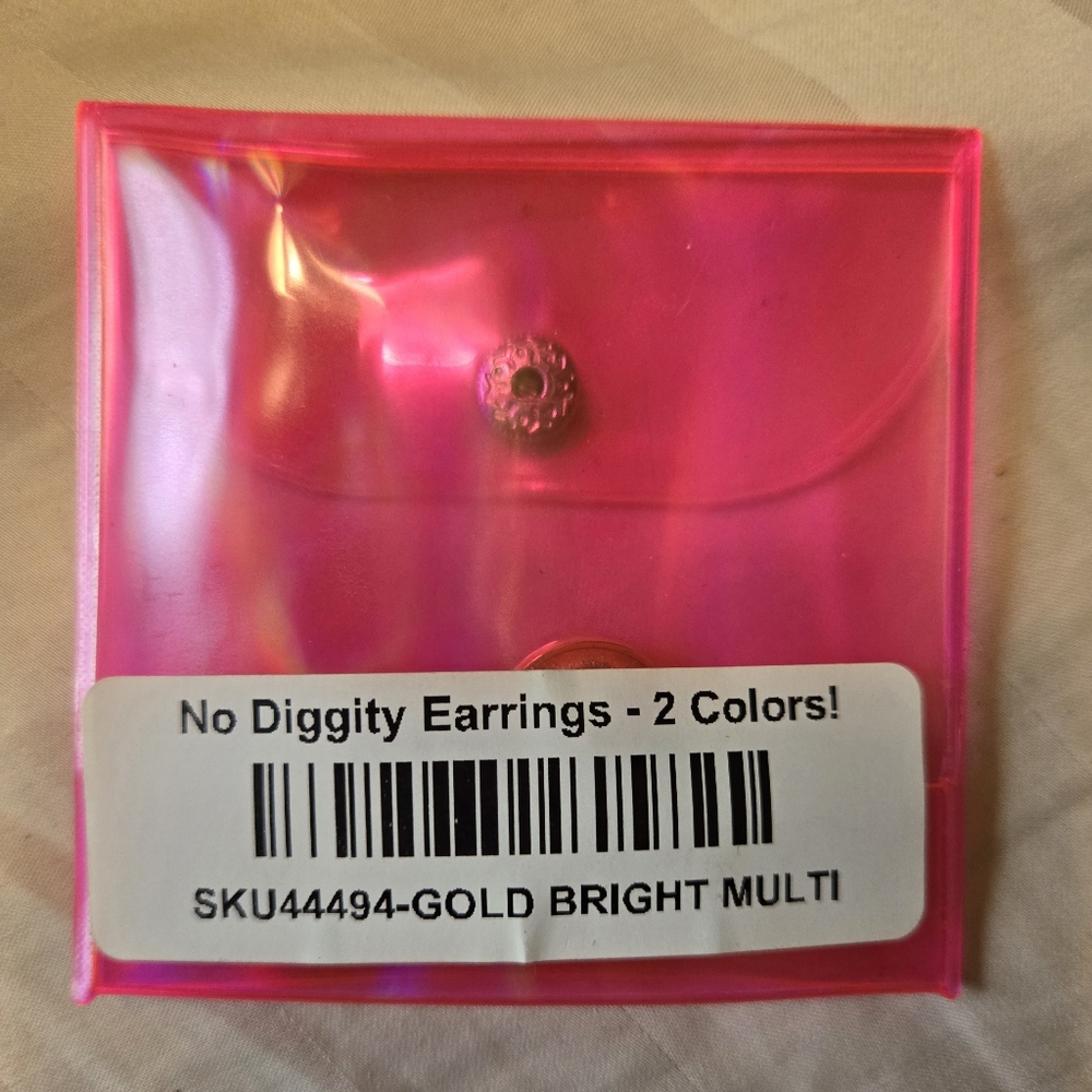 By Alexa Rae NWT Earrings - Picture 8 of 8